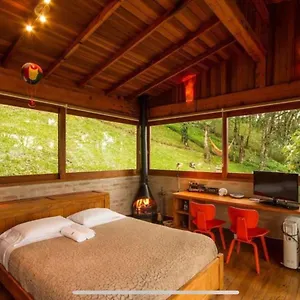 https://mirante-da-coruja-casa-da-arvore-na-mantiqueira.camposdojordaohotels.net